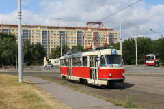 První setkání tramvaje T3M a autobusu na smyčce Ďáblice